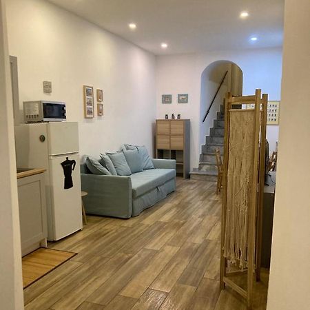 Appartamento Casa Gaia A Due Passi Dal Duomo Napoli Esterno foto