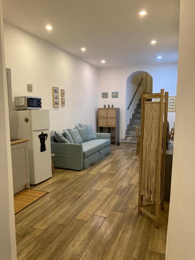 Appartamento Casa Gaia A Due Passi Dal Duomo Napoli Esterno foto