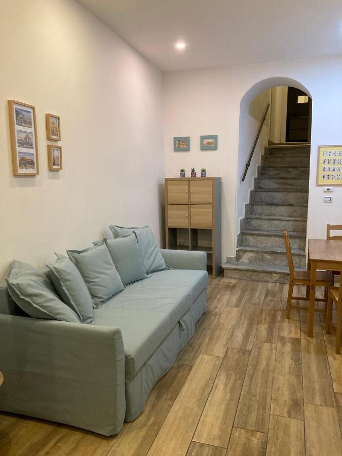 Appartamento Casa Gaia A Due Passi Dal Duomo Napoli Esterno foto